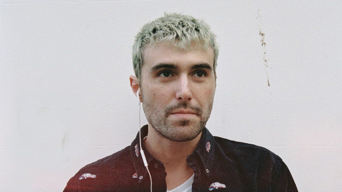 1200px-Fred_Again_in_London_in_2020