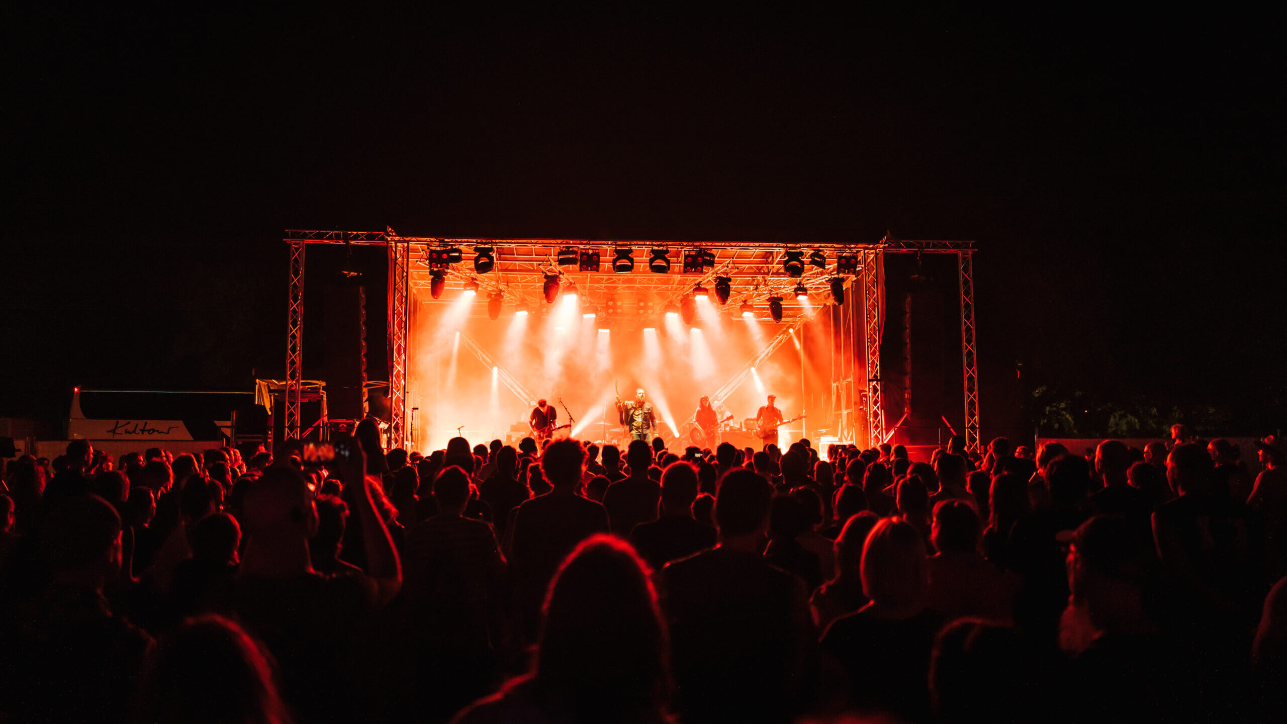 Ennio Philine Sonny und mehr Das Golden Leaves Festival kündigt erste