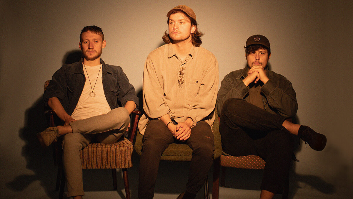 1d983a61-16d7-57cf-be38-8f3571f2c8bf