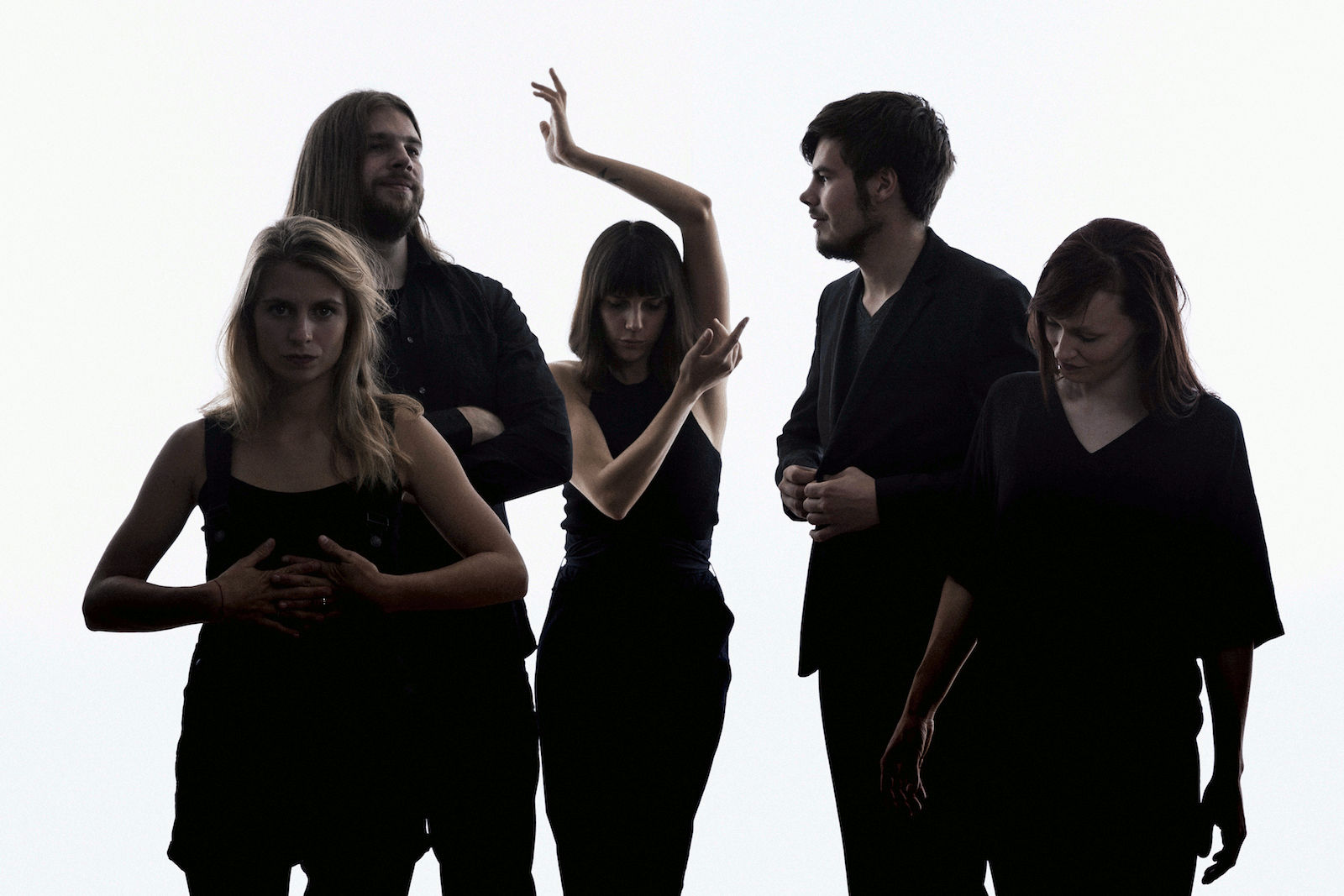 Videopremiere: Serafyn kündigen mit „Good Thing“ ihr Debüt an