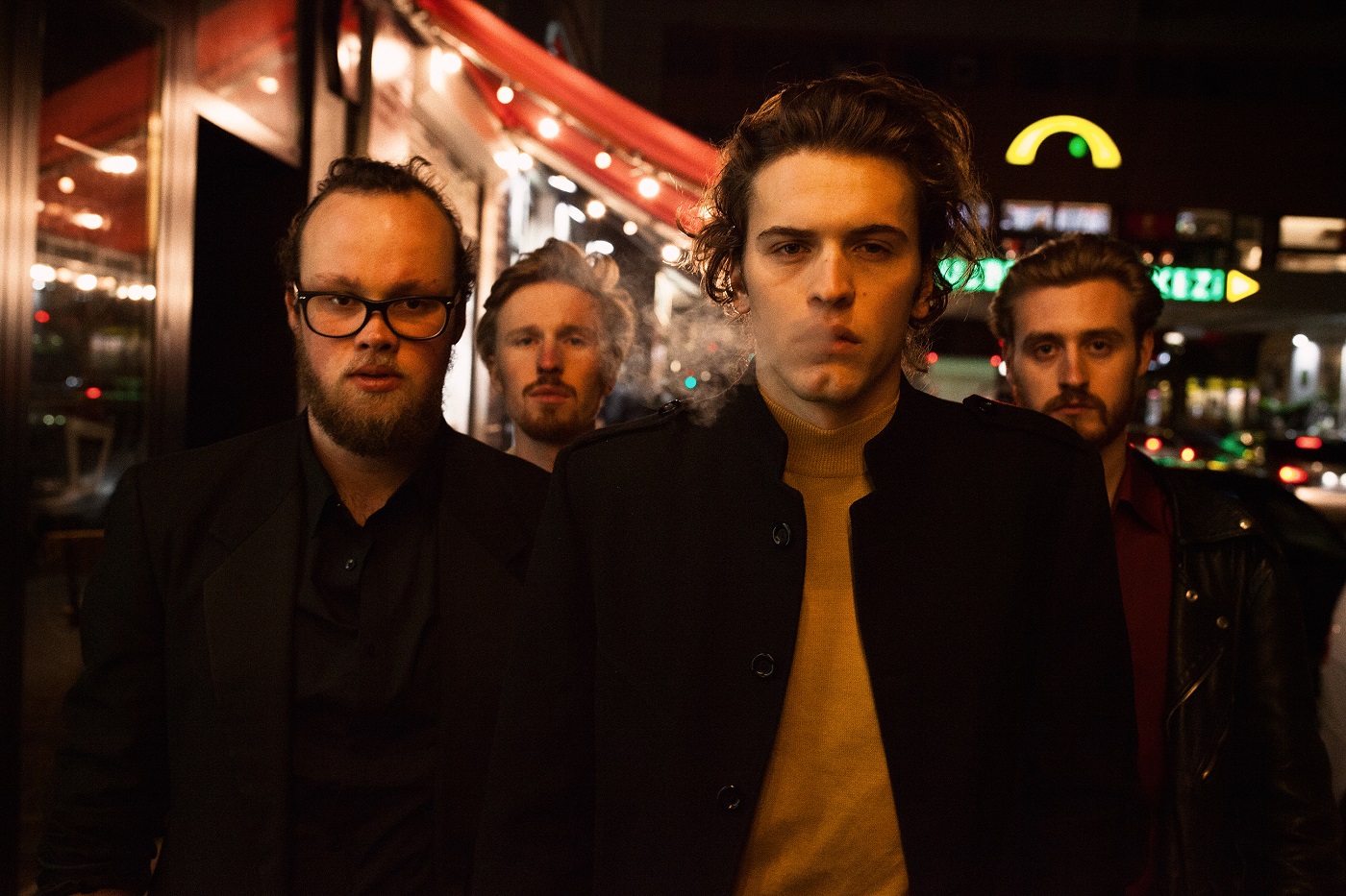 Exklusive Premiere: HYMMJ erzeugen mit „Oasis“ die Sehnsucht nach Ruhe und Entspannung