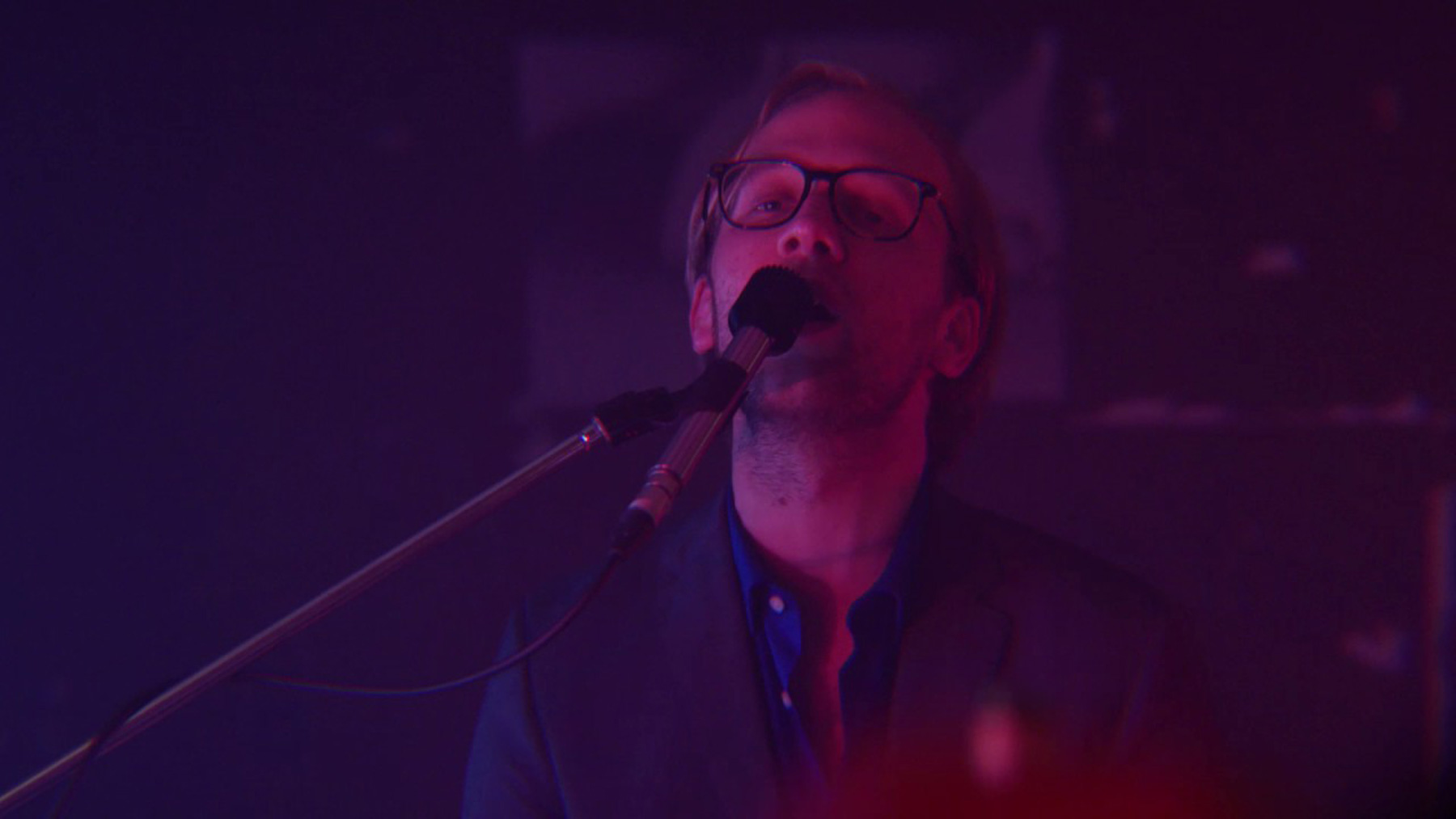 Videopremiere: Albrecht Schrader – „Ganz Normal“