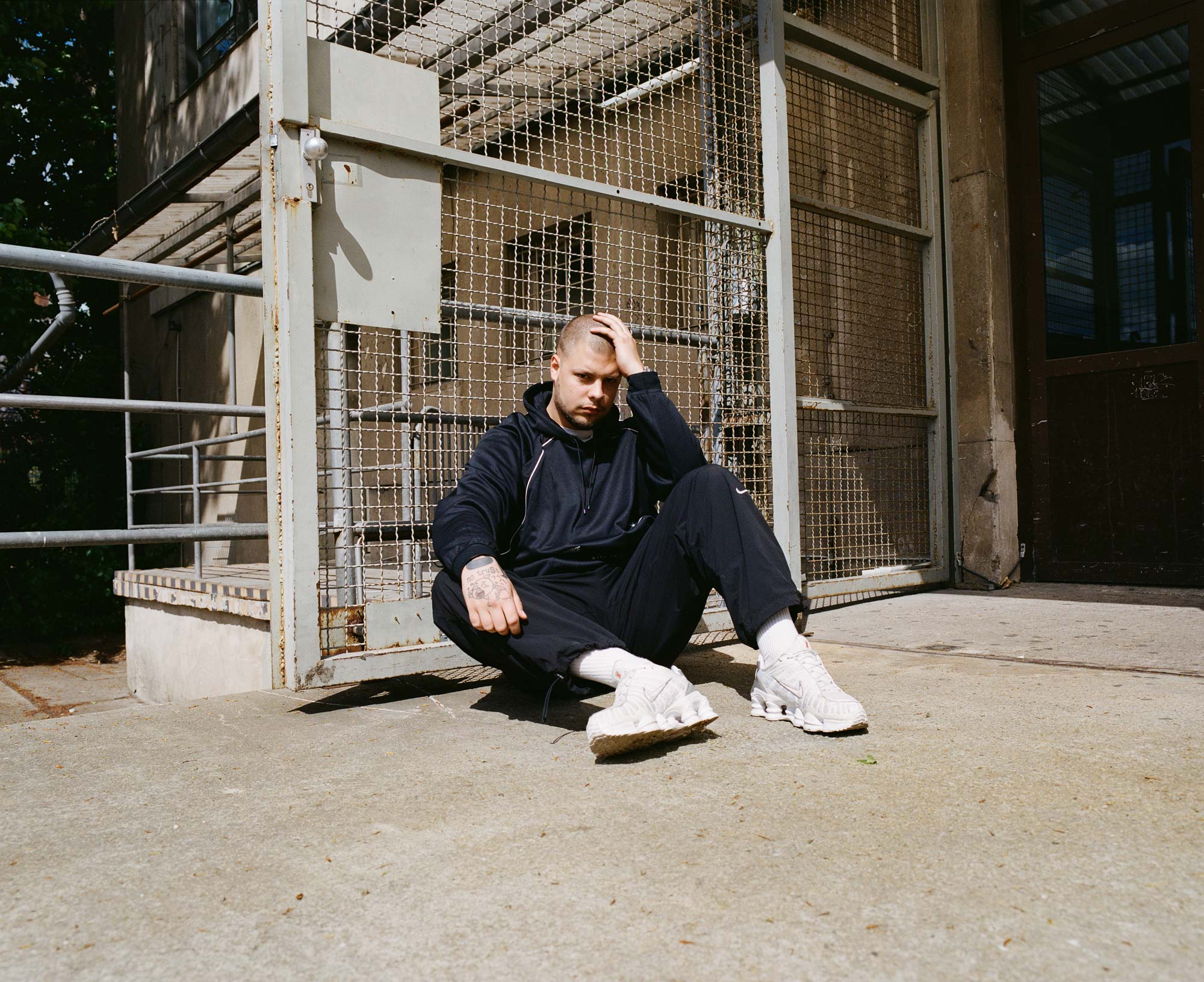 Videopremiere: Nugat teilt erstmals deutschsprachigen Track „NMF“ – „Ich hatte das Bedürfnis