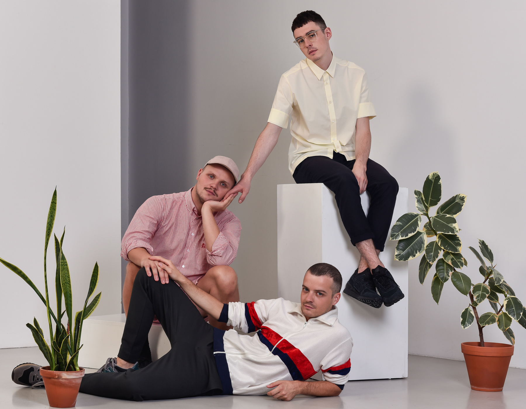 Videopremiere: Die frühere Band Girlie widmet sich nun als Die Wände der deutschen Sprache