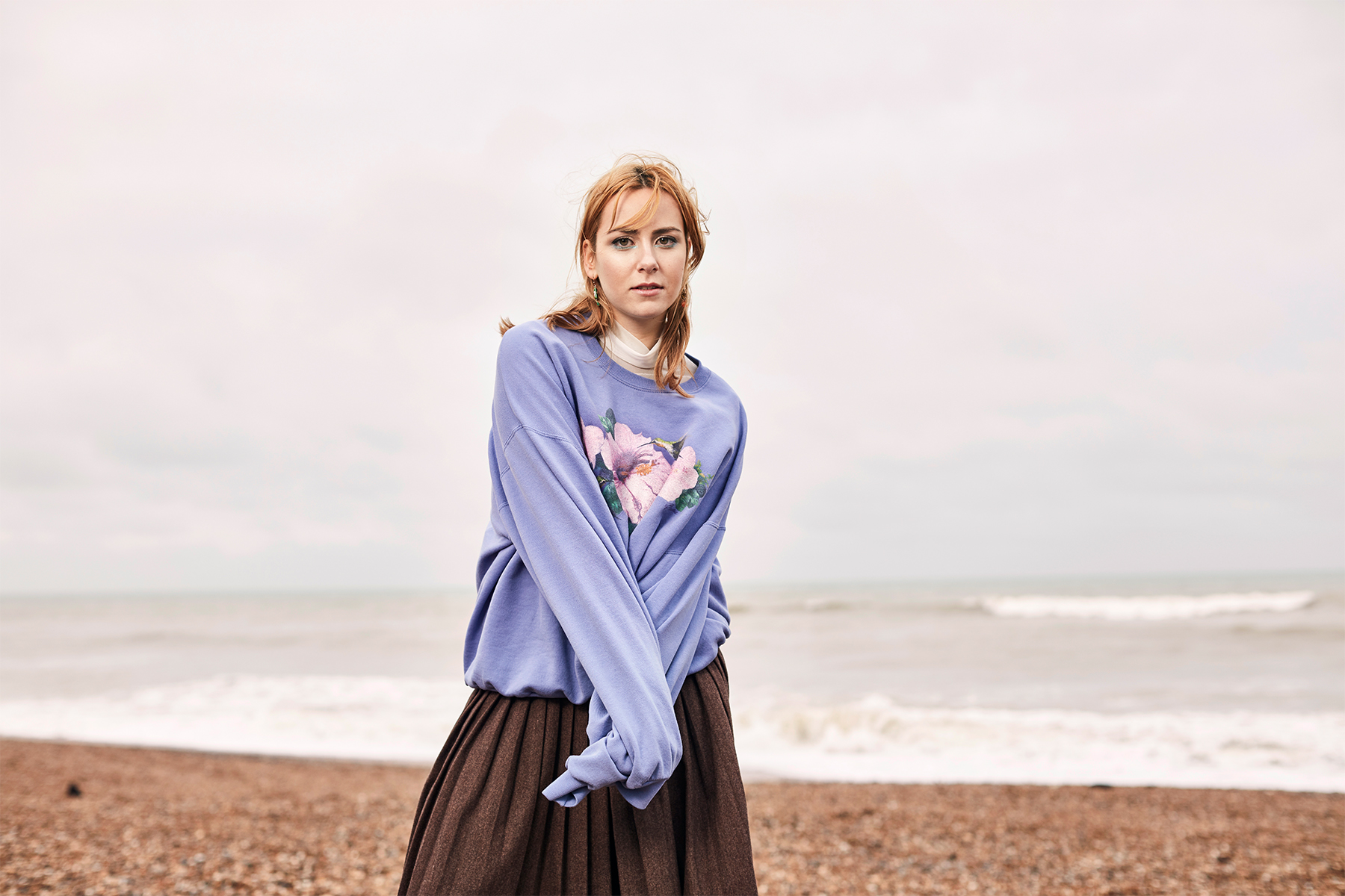 Die nächste Newcomerin aus Norwegen heißt Iris und veröffentlicht mit „From Inside A Car“ ihre erste Single