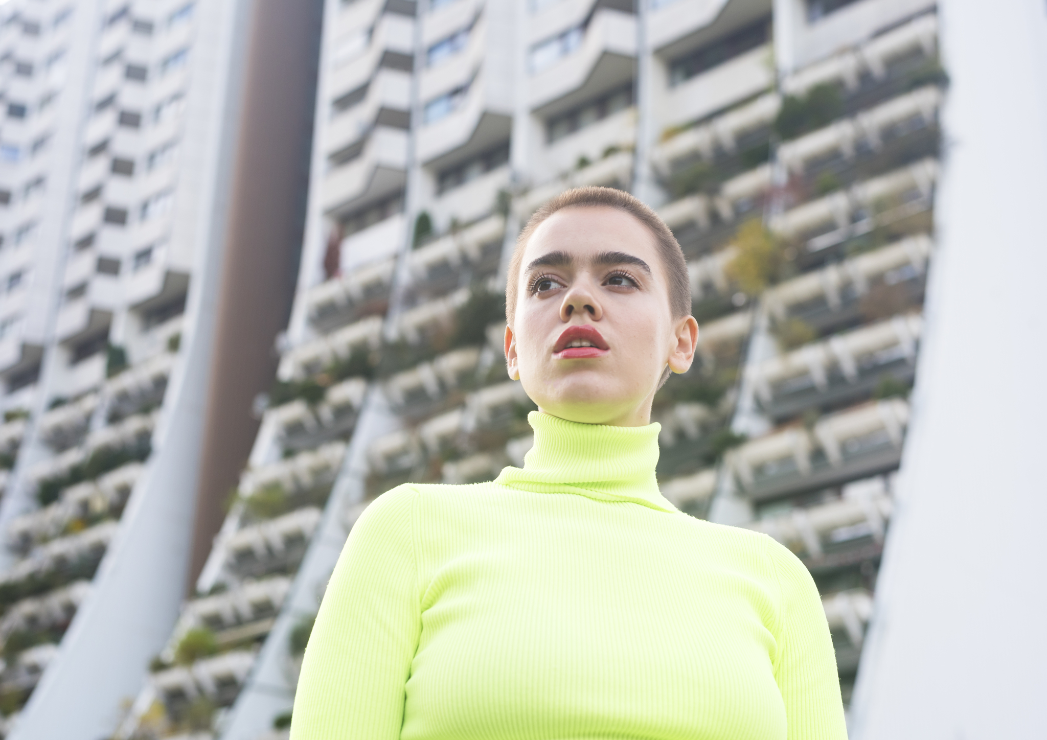 KeKe hält mit ihrer neuen Single „Validé“ den Mittelfinger hoch