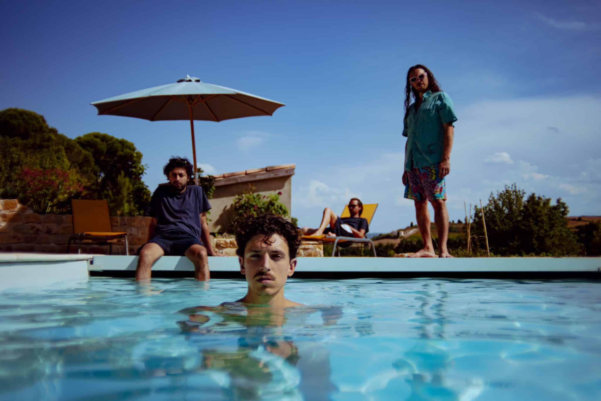 MM-musiknews-Tigermilch-tm_limoux_pool-1261-scaled