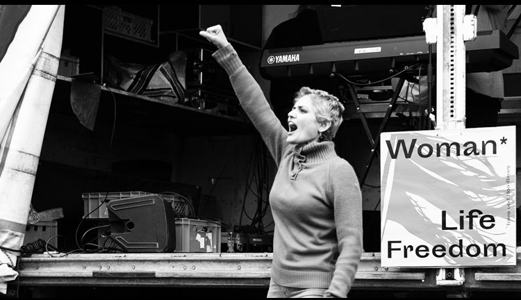 b2e8f6b6-4ee1-48a0-9219-5d95fdec29ba