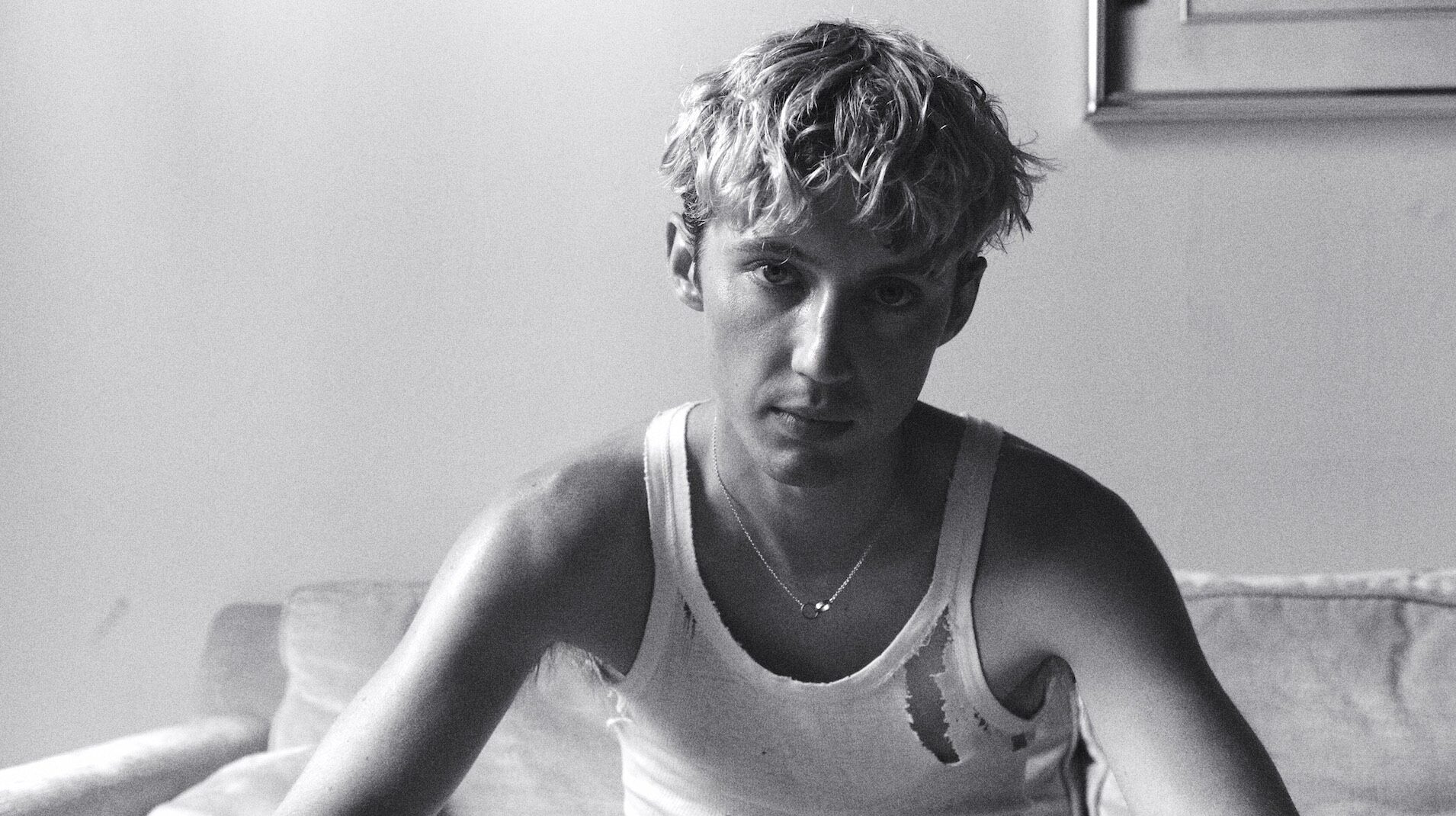 troye-sivan-something-to-give-each-other-2023